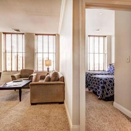 Chase Penthouse At 39 West Baltimore Inner Harbor Convention Center Free Indoor Parking One And Two Bedrooms Eksteriør billede