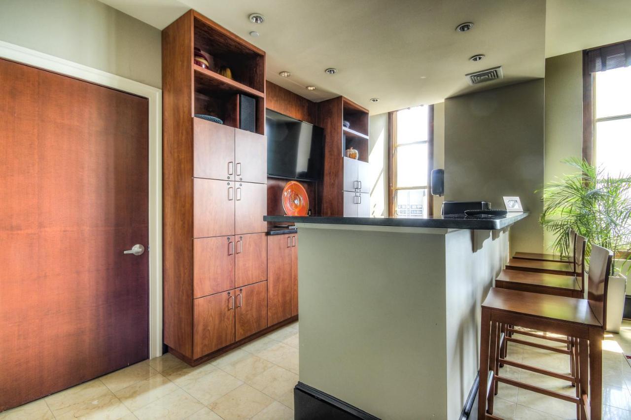 Chase Penthouse At 39 West Baltimore Inner Harbor Convention Center Free Indoor Parking One And Two Bedrooms Eksteriør billede