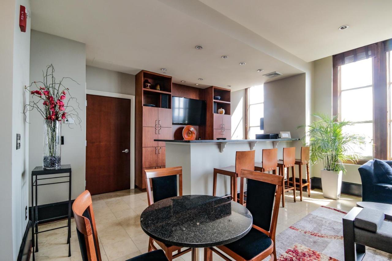 Chase Penthouse At 39 West Baltimore Inner Harbor Convention Center Free Indoor Parking One And Two Bedrooms Eksteriør billede