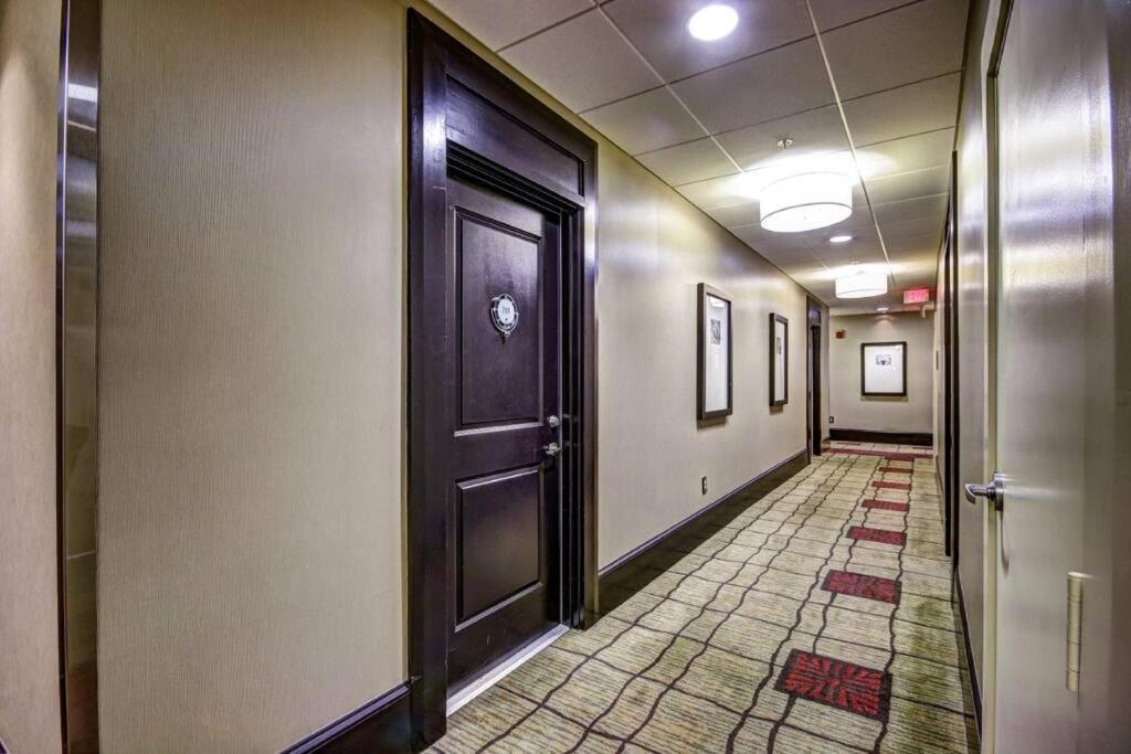Chase Penthouse At 39 West Baltimore Inner Harbor Convention Center Free Indoor Parking One And Two Bedrooms Eksteriør billede