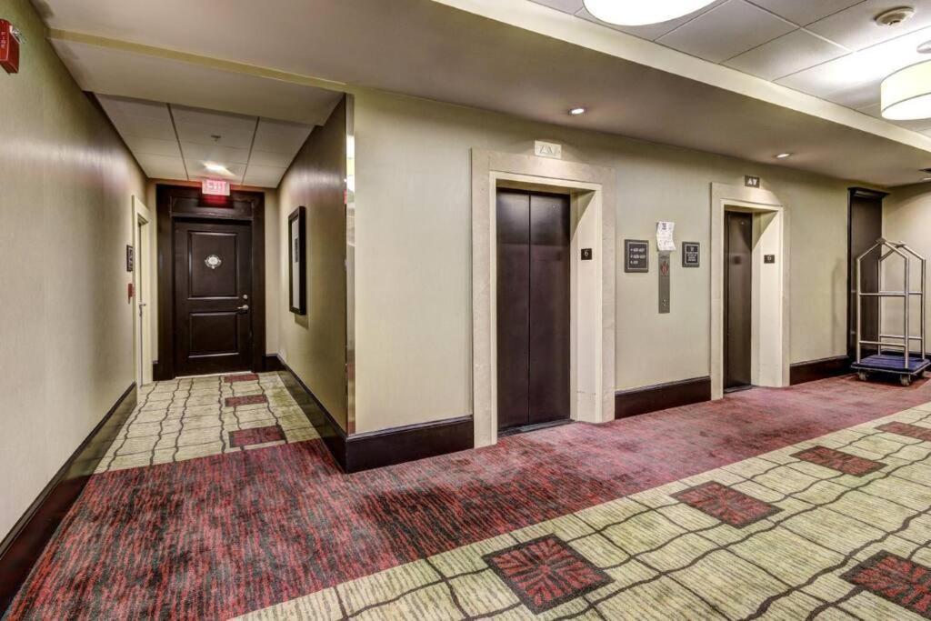 Chase Penthouse At 39 West Baltimore Inner Harbor Convention Center Free Indoor Parking One And Two Bedrooms Eksteriør billede